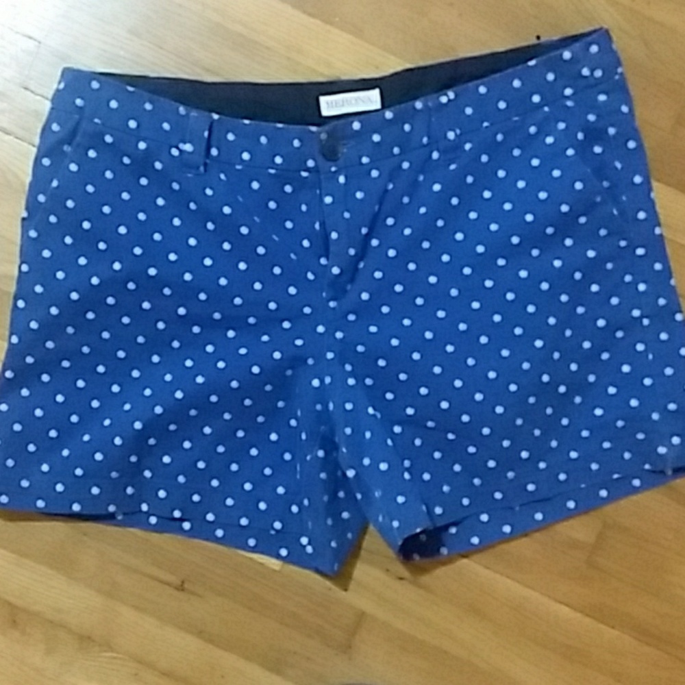 Womans shorts